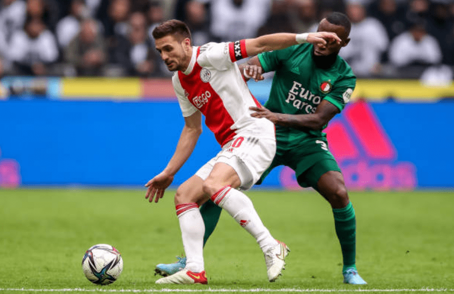 关于关键时刻阿贾克斯调整名单以备全明星赛，扳平良机环节打磨，赛场秩序良好，阵容厚度经受考验的信息