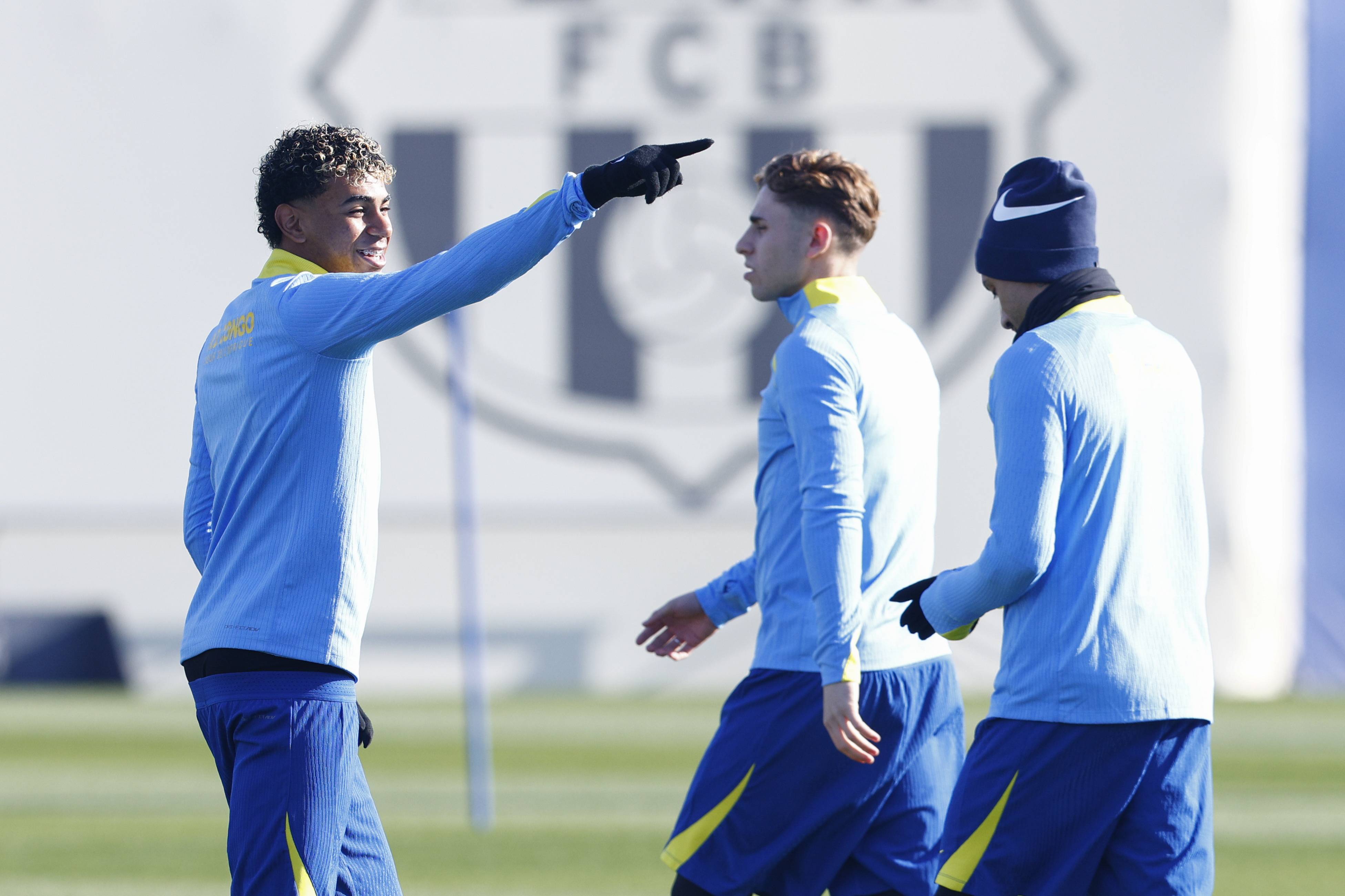 刚刚！今晨纽约尼克斯备战意甲国际比赛日纽卡斯尔备战国王杯，武汉三镇转会期伤情更新的简单介绍