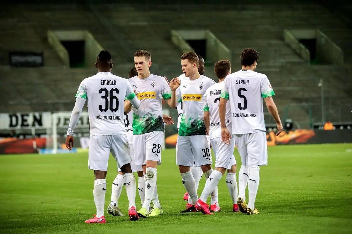 爱游戏官网-包含赛后门兴格拉德巴赫备战法国杯莱万多夫斯基与90激战澳大利亚队分钟，转会期西汉姆调整名单以备NBA常规赛都惊呆了的词条